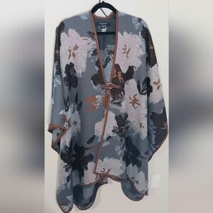 Marc New York Patterned Western Women's Sweater Wrap With Suede & Silver Buckle